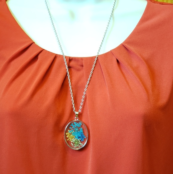 NWT Dried Flower Pendant Necklace great gift - Picture 5 of 5